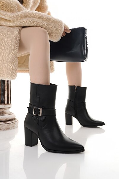 Diego Carlotti جلد طبيعي للنساء حذاء كلاسيكي يومي بكعب قصير