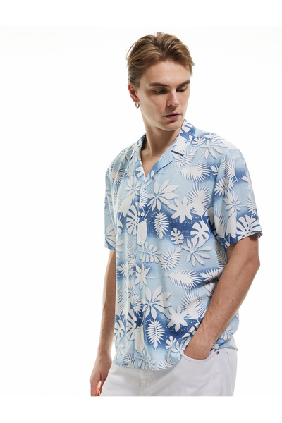 Koton Віскозна сорочка з коротким рукавом, прямим кроєм, відкладним коміром і квітковим візерунком