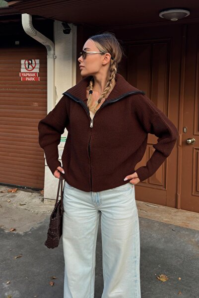 Swist Brown Yulia Zippered Collar Women's Knitwear Crop Cardigan