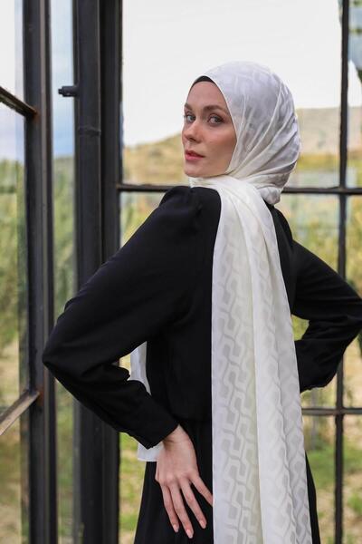 İpekhan Drop Pattern Silky Jacquard Shawl Ecru 9012-07