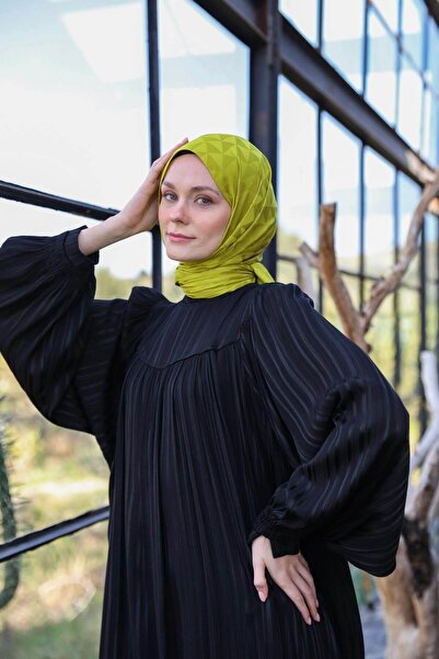 İpekhan Silkhan Triangle Pattern Silky Jacquard Shawl Oil Green 9005-11