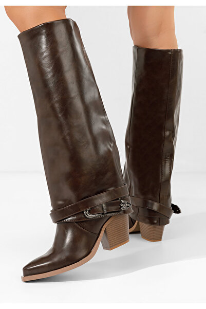 B T Shoes Hnědé kozačky na podpatku Bretia