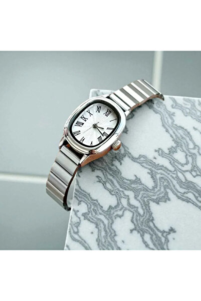 QUARTZ Vintage Minimal Steel Stylish Wrist Watch