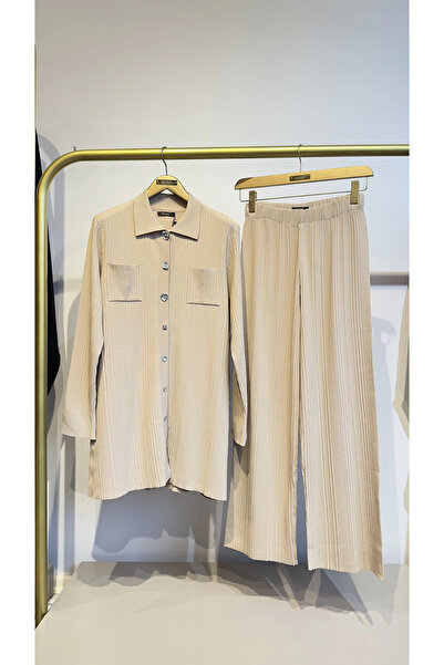 Invee Heart Button Knitwear Set - Beige