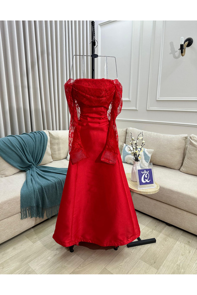 Viola Red dress with soft lace and studded stones