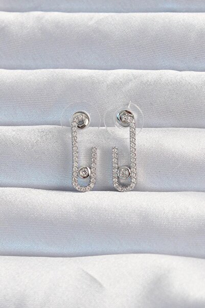 Inure Jewelry أقراط نحاسية فضية اللون مرصعة بحجر الزركون نصف ميسيكا