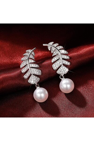 Pursehuit Cercei de culoare argintie, formă de pană, cu pietre de zirconiu și...