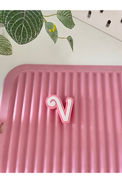 By Selen Suyolcu Letter Pipette Ornament