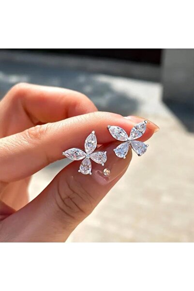 Pursehuit Cercei argintii, formă de floare, cu pietre de zirconiu, Fausta C7