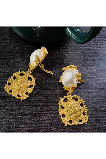 Pursehuit Cercei culoare aurie, cu clipsuri, cu perle și cap de leu, Legea C3