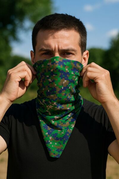 Sticker Works قناع موتوكو بلو جرين بيكسل بوف للاستخدام الخارجي، باندانا للجنسين