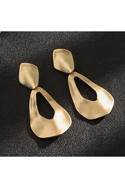 Pursehuit Σκουλαρίκια σε χρυσό χρώμα, με κλιπς, ζαρωμένη υφή, Eisa C2