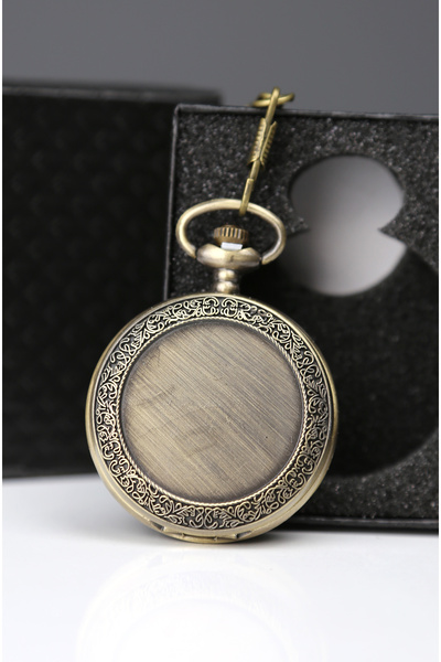 imsaconcept Engraved Plain Design Bronze Clock with Chain and Box
