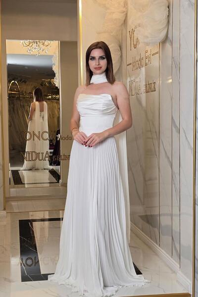 Yonca Moda Evi Beyaz Pliseli Şallı Abiye 9003
