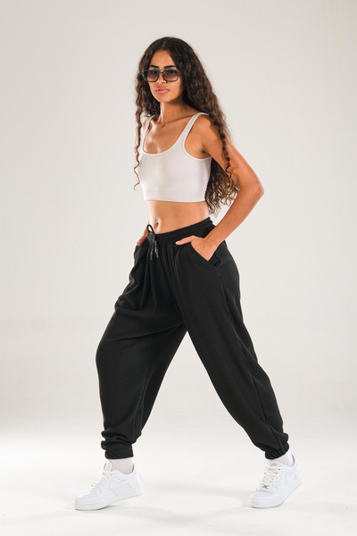 COCOPELLI Black Ribbed Pleated Jogger Pants