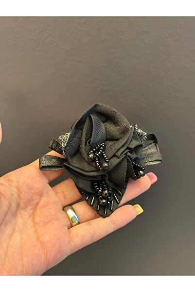 Gönülden Tasarım SİYAH ÇİÇEK BROŞ YAKA TÜRBAN İĞNESİ GİYİM AKSESUARI 9X8 CM