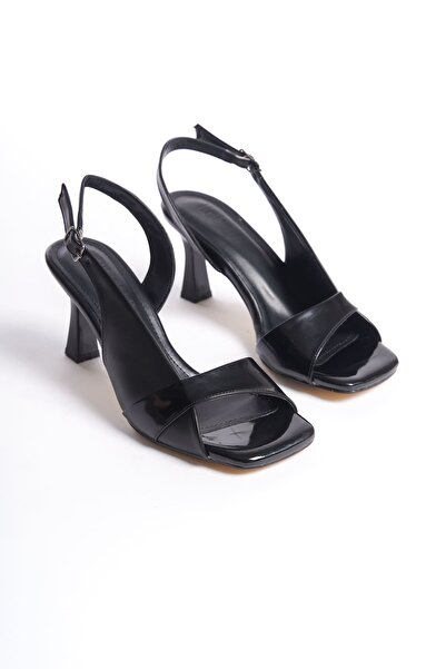 İREM Klein Women's Black Patent Leather Detailed Heeled Sandals
