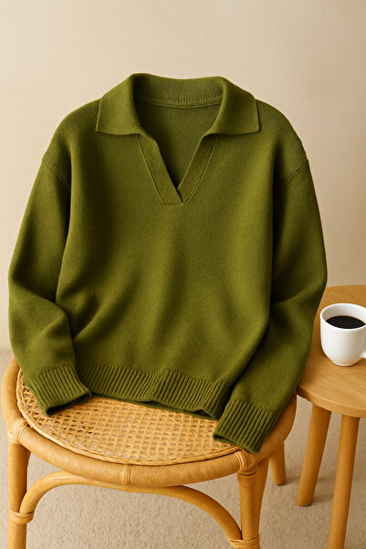 FEMELLE Khaki Women's Polo Neck Oversize Knit Sweater - Standard Size Soft Texture