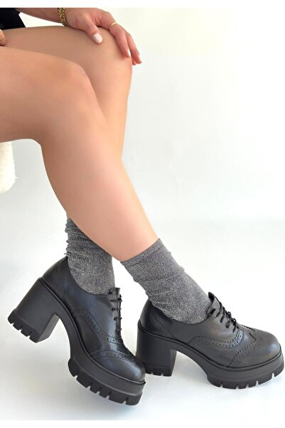 BESKAR Tiwer Black Leather Wedge Heel Shoes