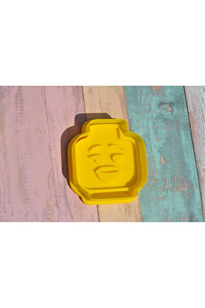 TSA Brickstore Forma Pentru Biscuiti, Turta Dulce, Plastelina, Fondant Cap Minifigurina Fata cu Ruj