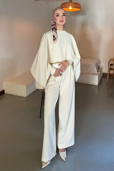 Gülmude Cool Premium Stylish Suit Jumpsuit with Cape