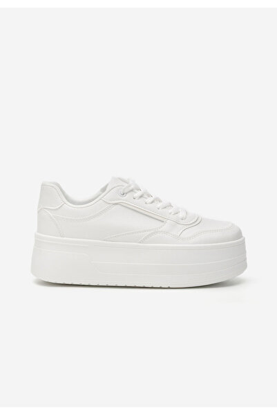 B T Shoes Bílé dámské tenisky na platformě Mallena