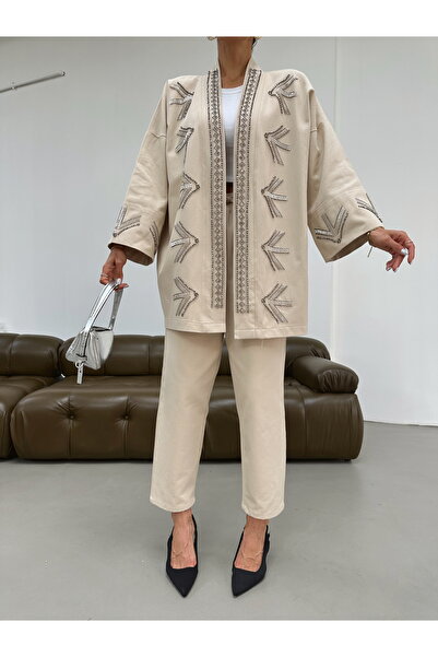 MİA NOURA Women's Oversize Fit Kimono with Beaded Embroidery on the Front