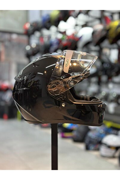 HJC C10 KASK PARLAK SİYAH
