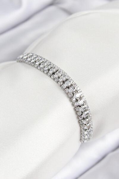 REBORN DESIGN سوار نسائي من النحاس والزركون والتنس موديل فضي اللون مع مصعد