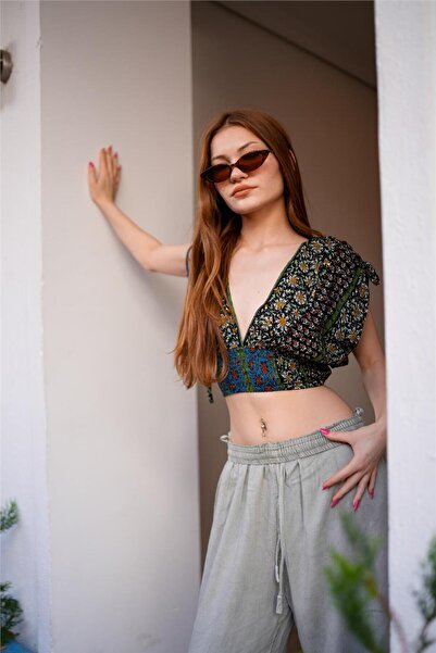 Miss Boheme Blue Color V-Neck Gathered Detail Elastic Waist Blouse