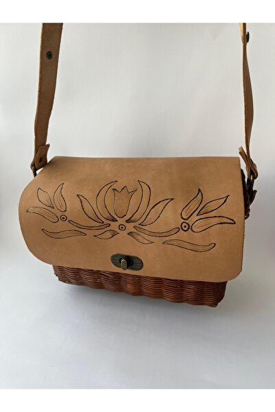 Petek Rattan Handmade Natural Rattan Wicker Bag with Leather Cover – Floral M...