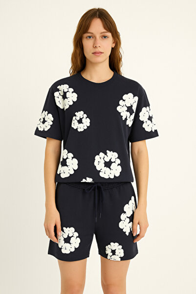 CLASSY.MODA Шорти Футболка Комплект Жіночий Літній Зручний Тканина Трендовий Квітковий Візерунок Рельєфний Принт Повсякденний одяг