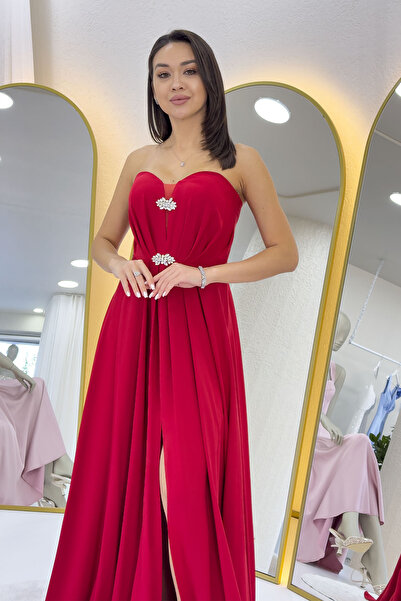 zks grup tekstil Women's Red Stone Bronch Detail Strapless Chiffon Slit Evening Dress
