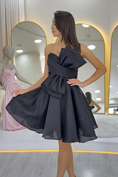 the ZKS Black Bow Strapless Mini Flared Evening Dress