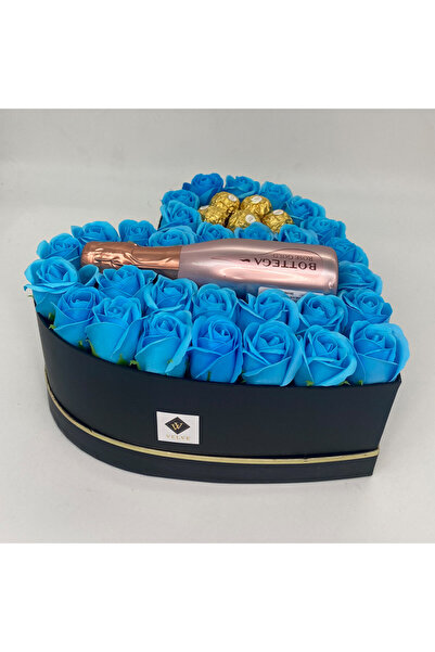 velve Aranjament floral Opulence,trandafiri de sapun,Prosecco Bottega Rose Gol, praline,Albastru deschis