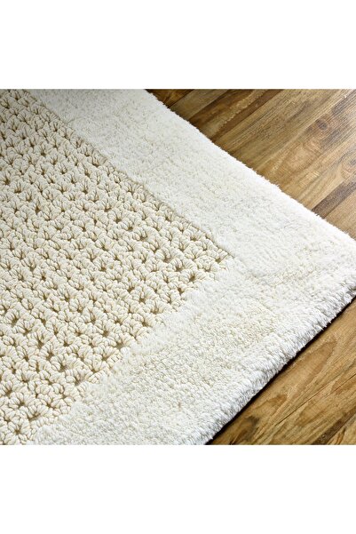 Generic Nebraska Dual-Sided Reversible Bath Mat Soft & Durable