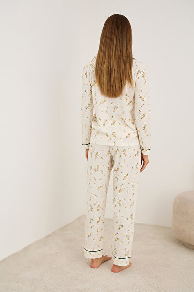 Siyah İnci ekru çiçek desenli Bürümcük-Krınkıl Uzun Kollu Düğmeli Biyeli Pijama Takım 7931