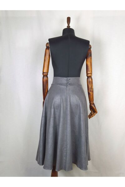 Sihirli Düğmeler Flared Skirt