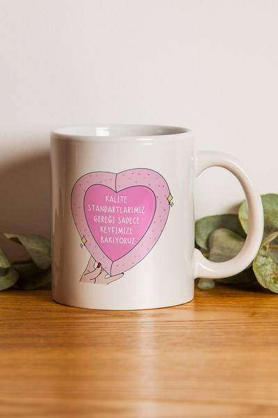 gavebutik We Just Look at Our Keychains Gift Ceramic Mug Cup Machine Washable