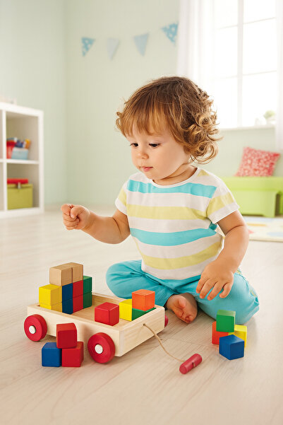 PlayWoods Ahşap Çekmeli Araba ve Renkli Küp Blok Seti – Eğitici Oyuncak 18+Ay