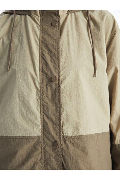 LC Waikiki Γυναικείο αδιάβροχο με κουκούλα Color Block Oversize