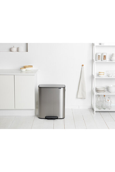 Brabantia Bo Pedal Waste Bin 1003186, 60l, Soft closing, Anti-slip base, Fingerprint resistant, Inox