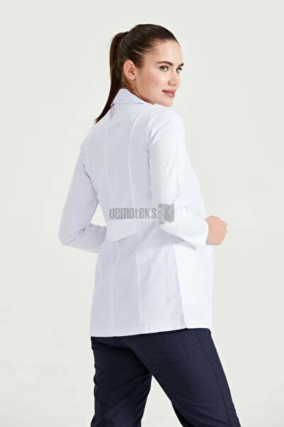 DEMOTEKS Women's white short medical lab coat uniform - with three pockets, long sleeves, tunic collar