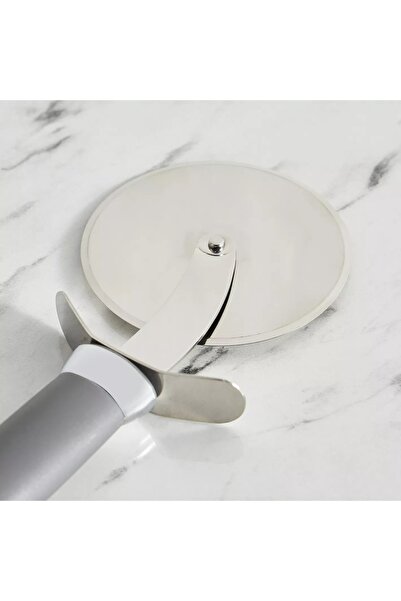 Generic Devon Pizza Wheel