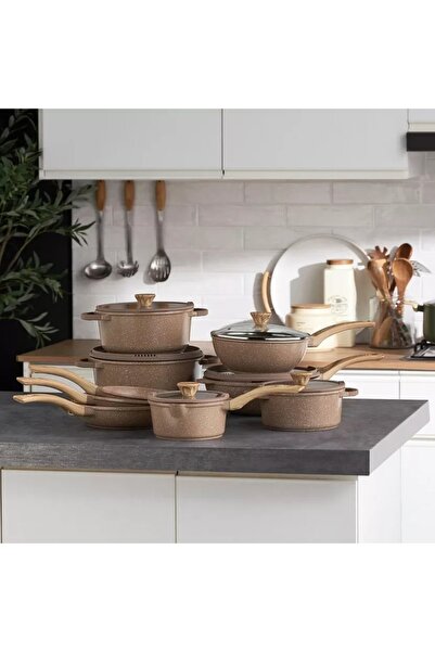 Generic Marshmellow Aluminium Induction Base Casserole - 4.19 L