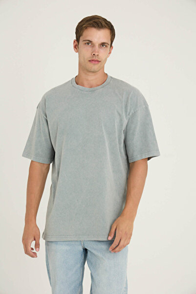 KLY Men's O-Neck T-Shirt Stylish Design