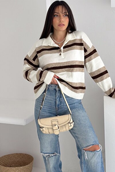 FEMELLE Светлобежов раиран плетен пуловер с копчета, поло яка, ниска рамене, стандартен размер