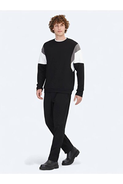 Kip Siyah Bisiklet Yaka Sweatshırt