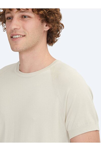 Kip Πλεκτό ζακάρ με λαιμόκοψη εκρού