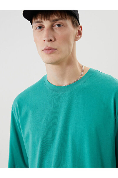 LC Waikiki Ανδρικό μπλουζάκι από χτενισμένο βαμβάκι με λαιμόκοψη πράσινο